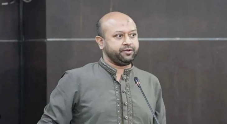 ঢাবি নিয়ে কটূক্তি : ১০০ কোটি টাকা ক্ষতিপূরণ চেয়ে ব্যারিস্টার ফুয়াদকে আইনি নোটিশ